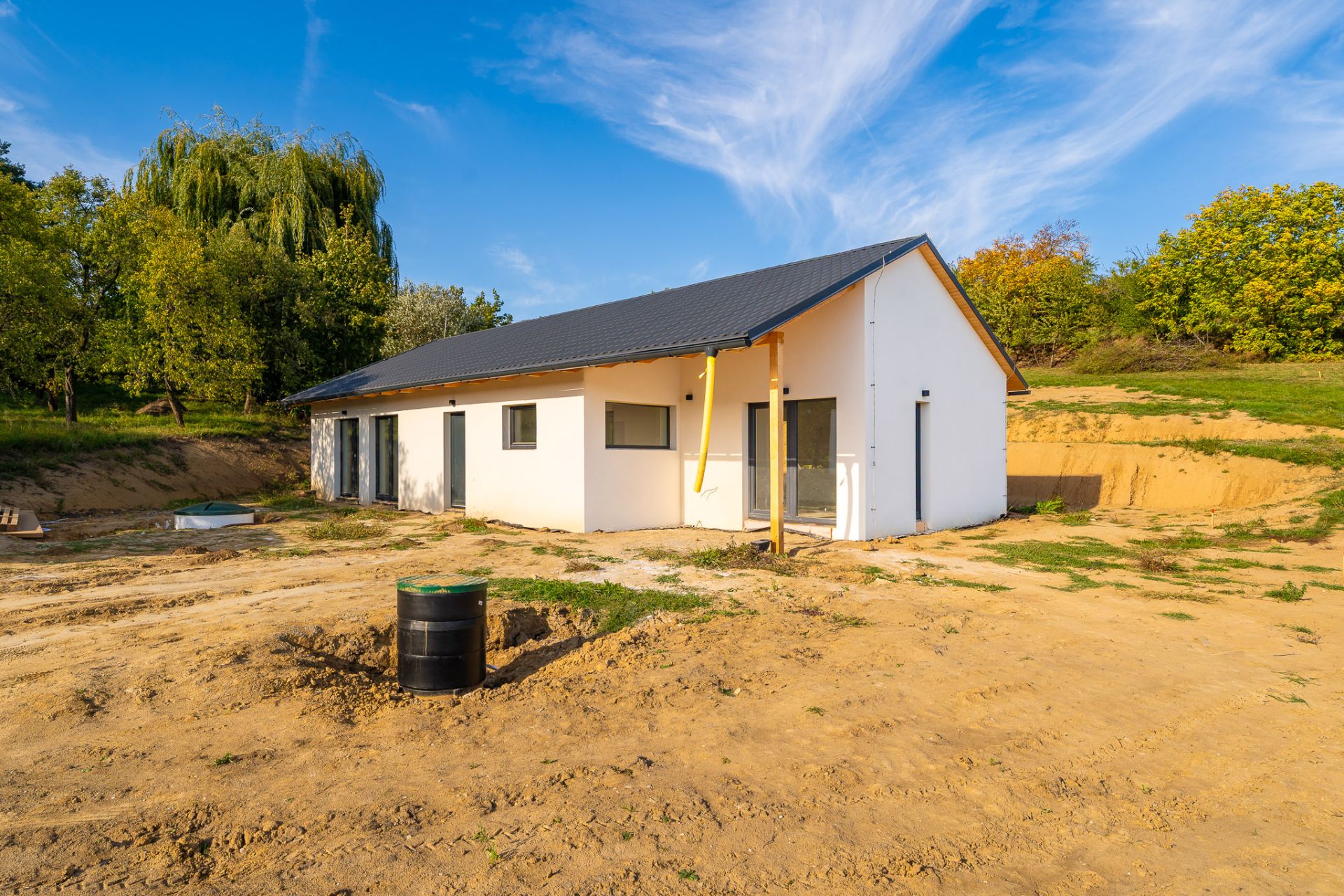 Novostavba rodinného domu typu bungalov ve Žlutavě u Napajedel