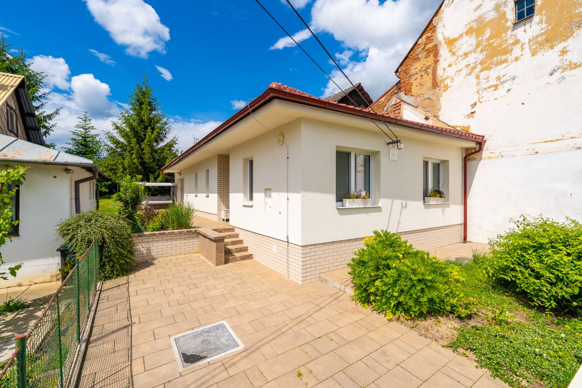 Přízemní rodinný dům se zahrádkou v Buchlovicích u Uherského Hradiště