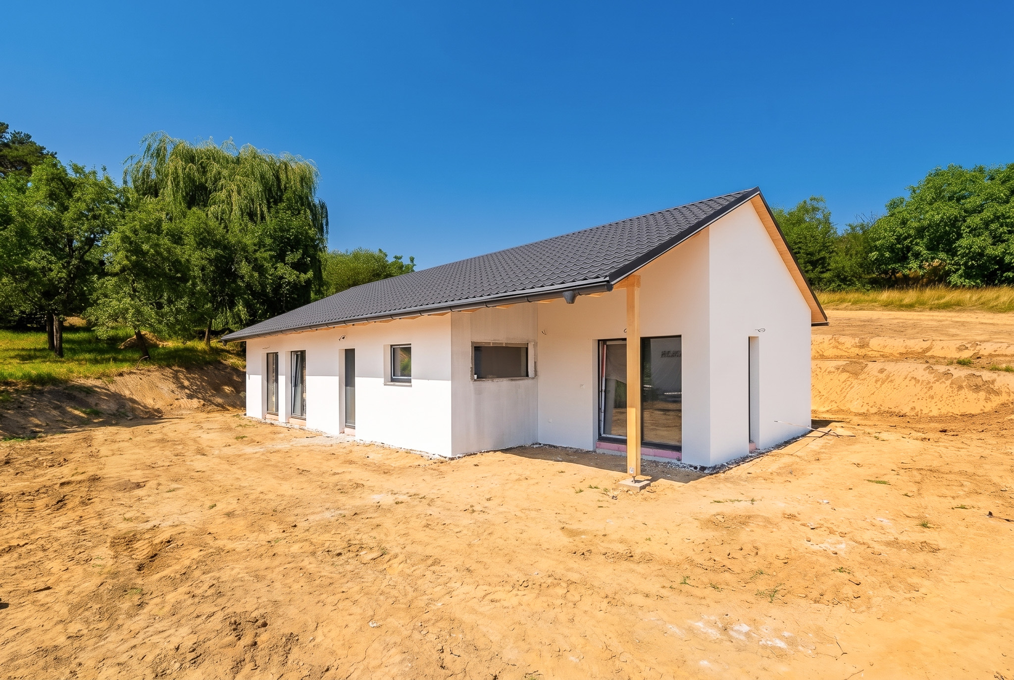 Novostavba rodinného domu typu bungalov ve Žlutavě u Napajedel